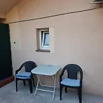 Sandra