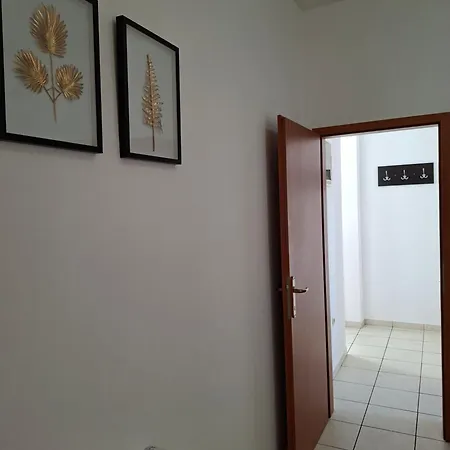 Sandra 招待所 马图利