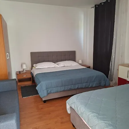 Sandra Gostinjska kuća Matulji