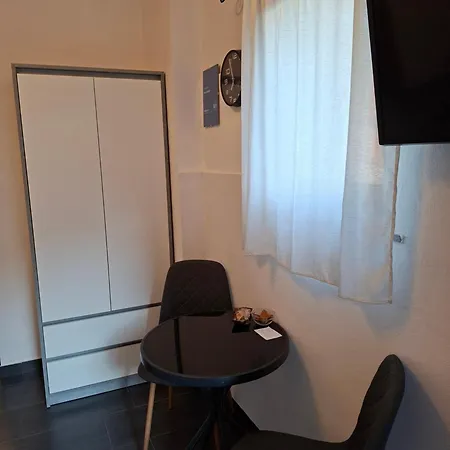 Gostinjska kuća Sandra 3*