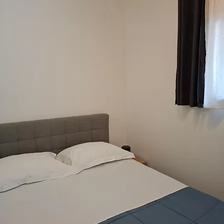 Sandra Gostinjska kuća Matulji